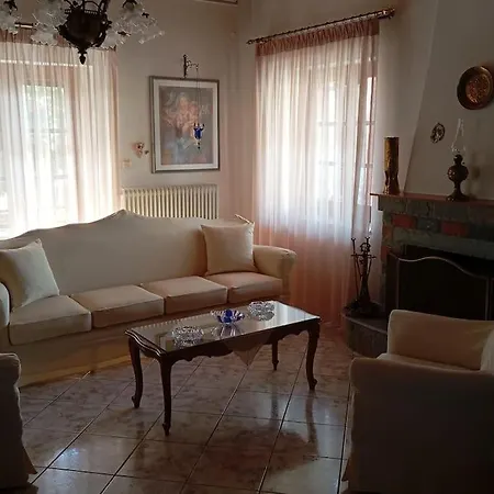 το σπίτι στο χωριό *