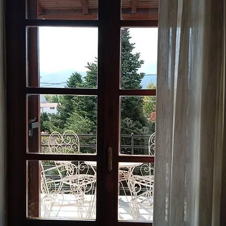 το σπίτι στο χωριό * Gomfoi