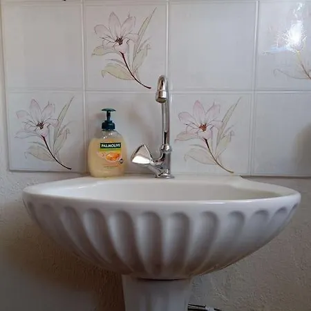 아파트 το σπίτι στο χωριό